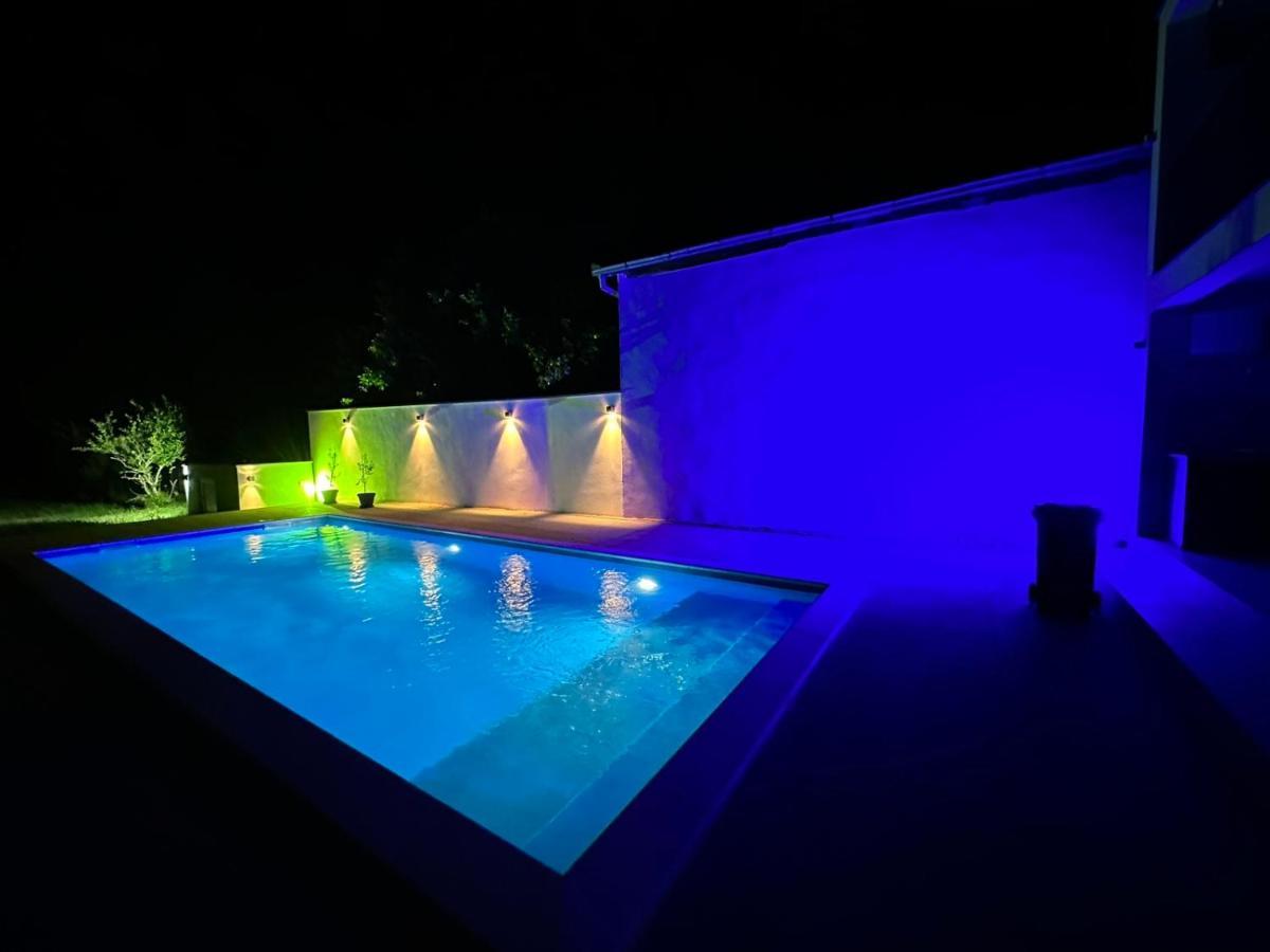 Villa Aqua モスタル エクステリア 写真