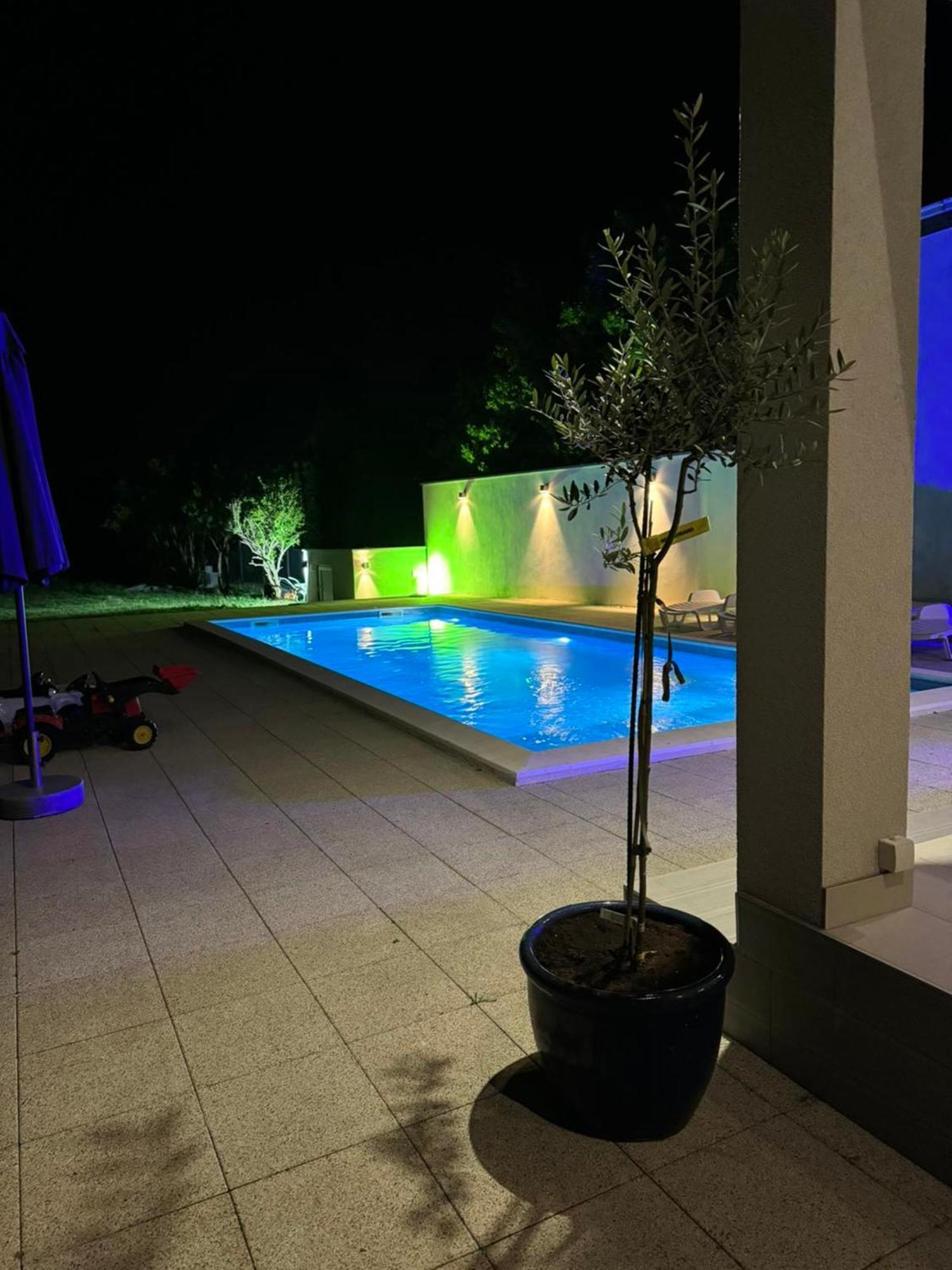 Villa Aqua モスタル エクステリア 写真