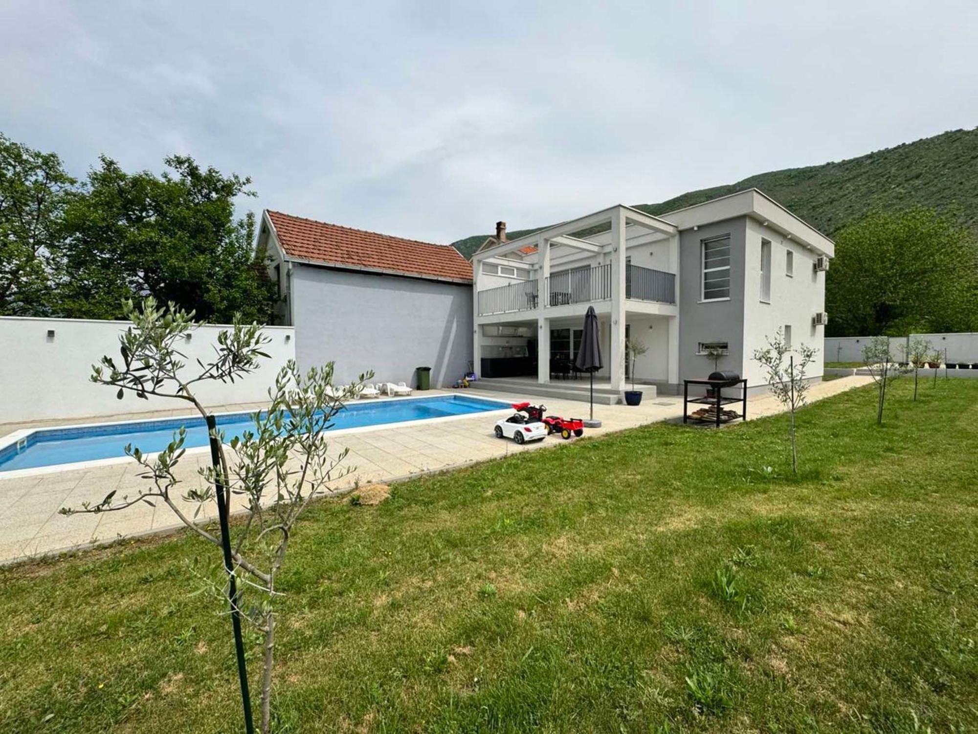 Villa Aqua モスタル エクステリア 写真